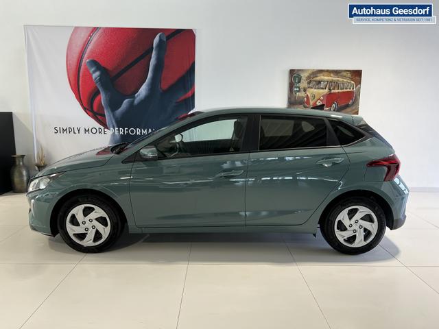 Hyundai i20 GO! Mangrove Green, Beispielbilder, ggf. teilweise mit Sonderausstattung