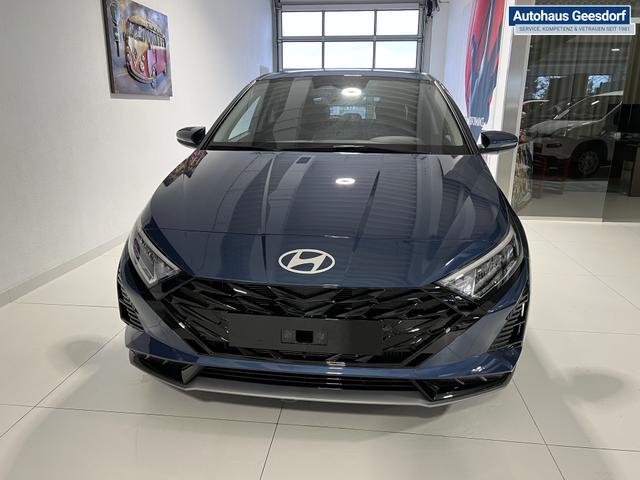 Hyundai i20 GO Plus Vibrant Blue, Beispielbilder, ggf. teilweise mit Sonderausstattung