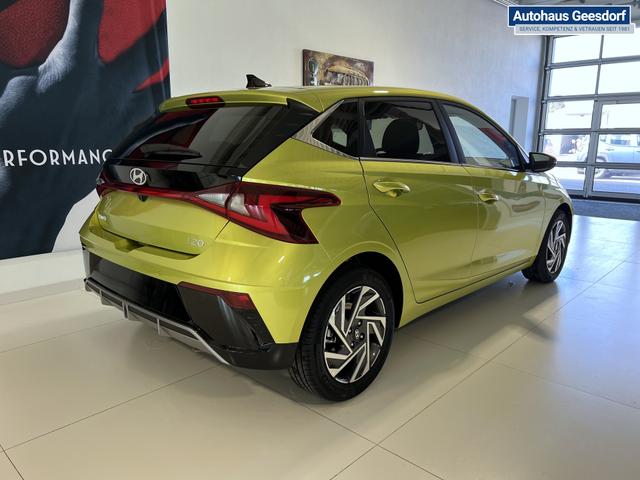 Hyundai i20 GO Plus 1.0 T-GDI DCT Lucid Lime Metallic, Beispielbilder, ggf. teilweise mit Sonderausstattung