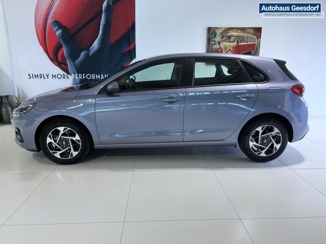 Hyundai i30 GO Meta Blue Pearl