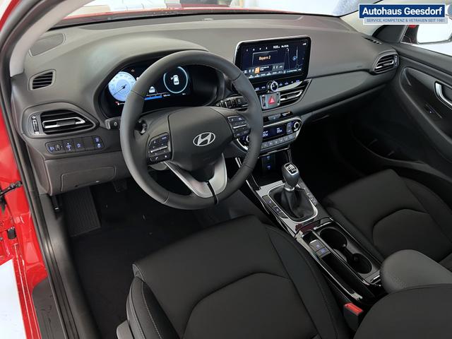 Hyundai i30 Go Engine Red