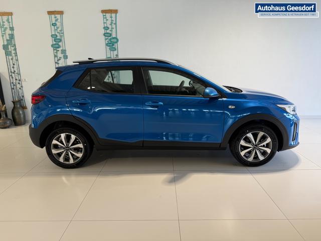 Kia Stonic Blau