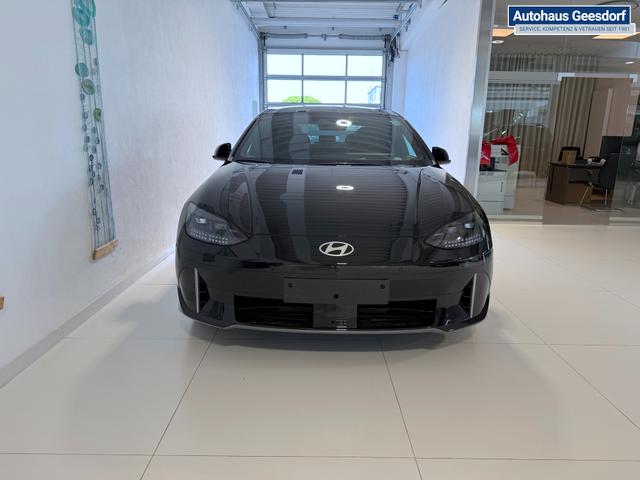IONIQ 6 Schwarz Schiebedach