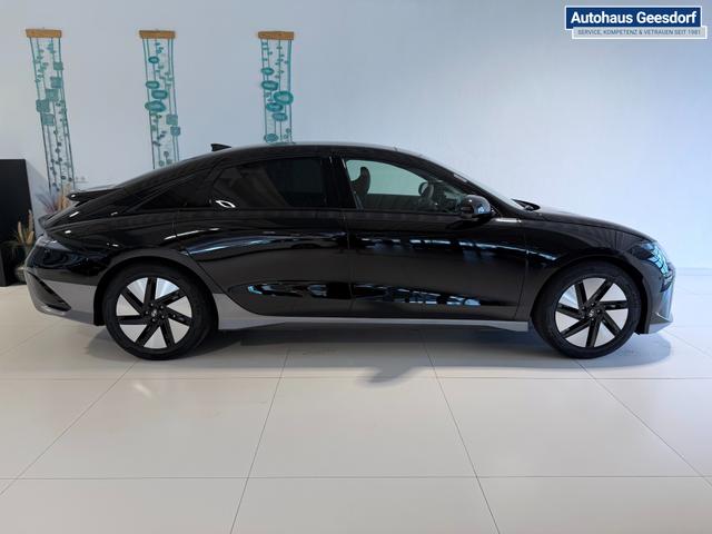 IONIQ 6 Schwarz Schiebedach