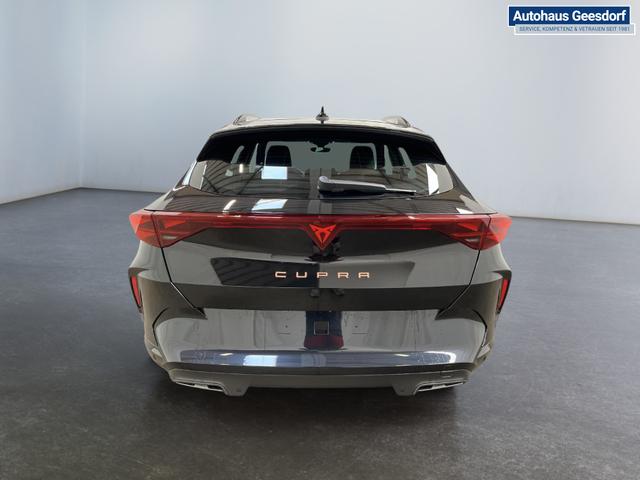 Beispielbilder, ggf. teilweise mit Sonderausstattung