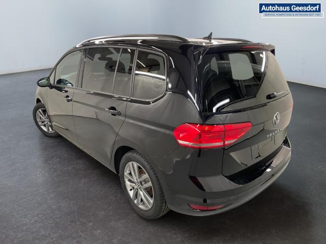 Beispielbilder, ggf. teilweise mit Sonderausstattung