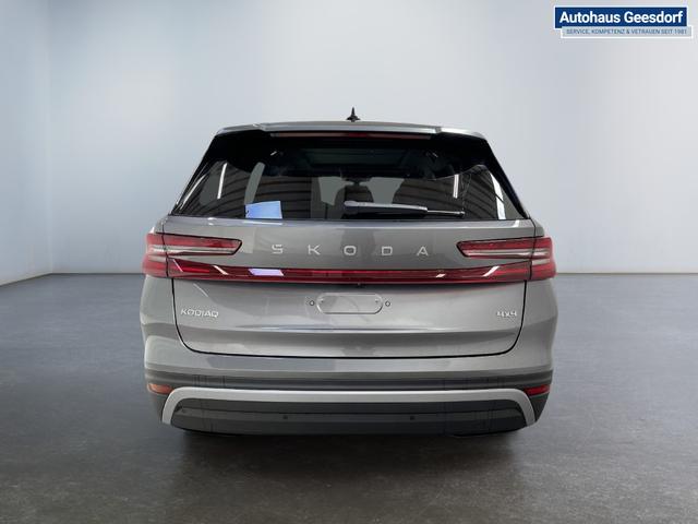 Beispielbilder, ggf. teilweise mit Sonderausstattung