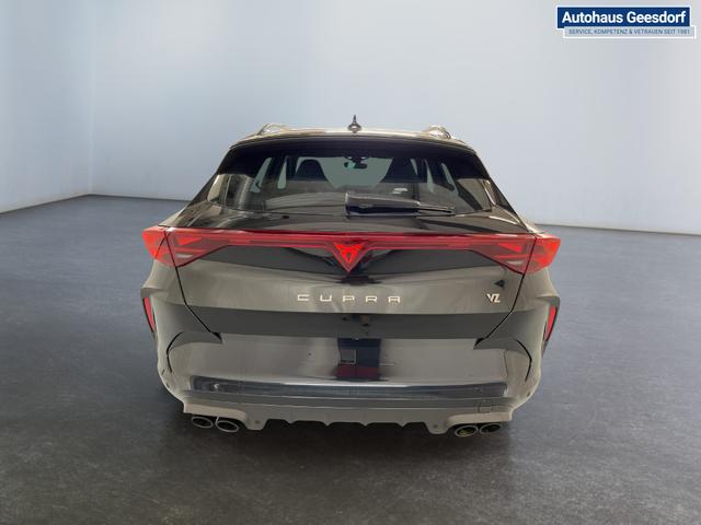 Beispielbilder, ggf. teilweise mit Sonderausstattung