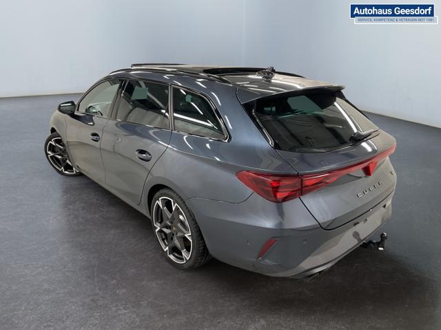Cupra Leon Sportstourer VZ 2.0 TSI 333PS/245kW 4x4 DSG7 2025 +PANO+INT. DRIVE+MATRIX+360+AHK+Erweiterte Garantie. 