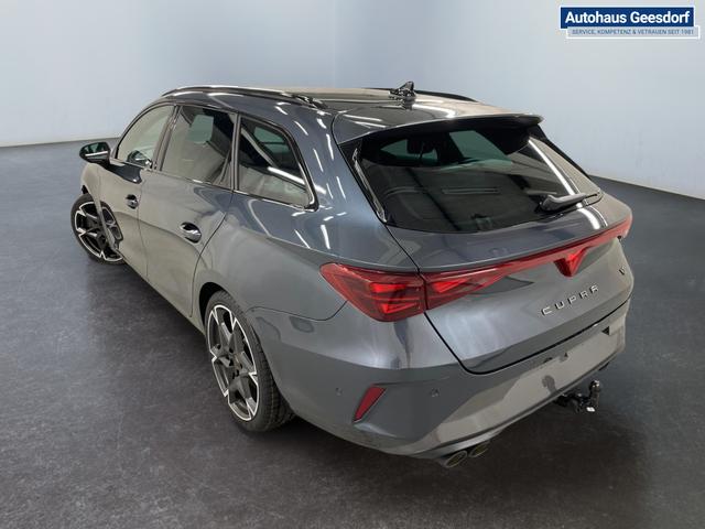 Cupra Leon Sportstourer VZ 2.0 TSI 333PS/245kW 4x4 DSG7 2025 +INT. DRIVE+MATRIX+AHK+Erweiterte Garantie. 