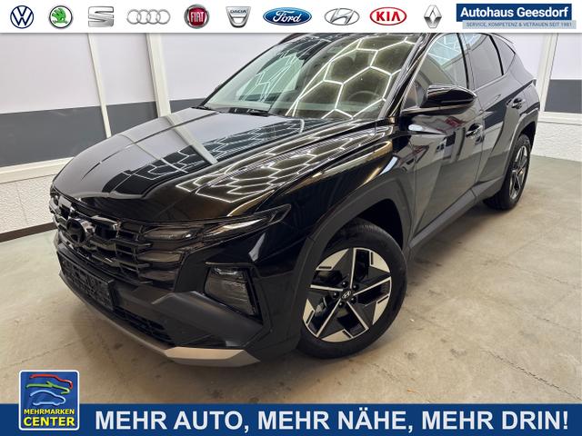 Lagerfahrzeug Hyundai TUCSON - PREMIUM NAVI SHZ RFK PDC v h 18ALU TOTWINKEL TEILLEDER