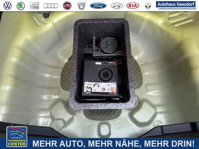 Lagerfahrzeug Hyundai i10 - 1,2 AT MJ25 Klima NAV 8Z, Spha BT PDC