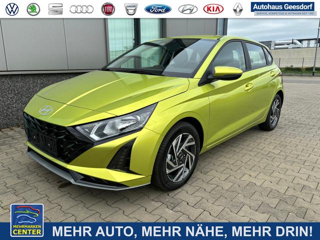 Lagerfahrzeug Hyundai i20 - Comfort 1.2i 79PS, LUCID-LIME-Metallic, 5 Jahre Garantie, NAVIGATION 10,25", Klima, Parksensoren hinten, Rückfahrkamera, Alarm, Lederlenkrad, Tempomat, Armlehne vorne, Reserverad, 4x elektr. Fensterheber, Fernlicht-Assistent