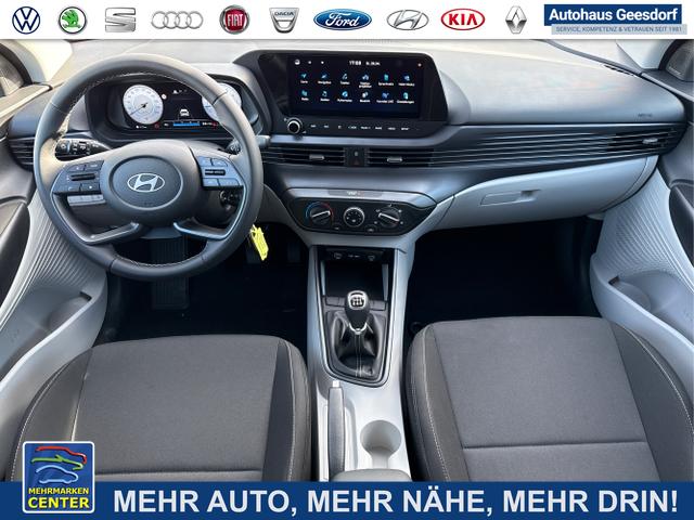 Vorlauffahrzeug Hyundai i20 - Jubile 1.2 MPI 58 KW (79 PS)-Navi-16" Alu-doppelter Ladeboden-Reserverad-SunSet-Sofort