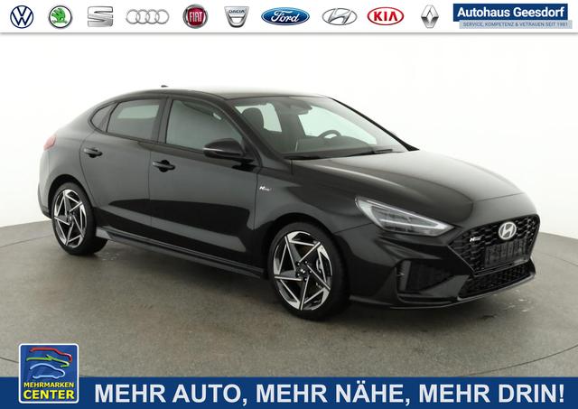 Lagerfahrzeug Hyundai i30 - N Line 1.5 T-GDI DCT Fastback N-LINE, Navi, 18-Zoll, Kamera, LED, Winter