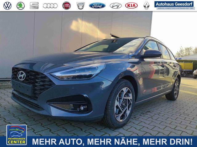 Gebrauchtfahrzeug Hyundai i30 Kombi - Smart SW 1.5 MJ25 Navi LED Shzg PDCv&h Cam 16