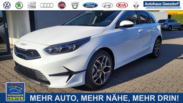 Gebrauchtfahrzeug Kia Ceed - Top AT LED Navi Shzg PDCv h Cam 17Zoll 