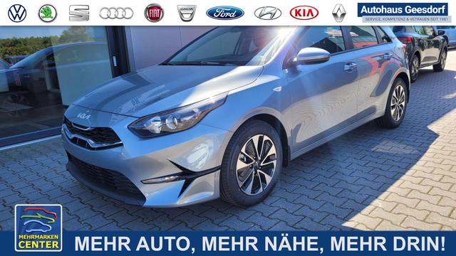 Gebrauchtfahrzeug Kia Ceed - SPIN 1.5 Spin Navi Shzg Lhzg PDC Cam 16Zoll 