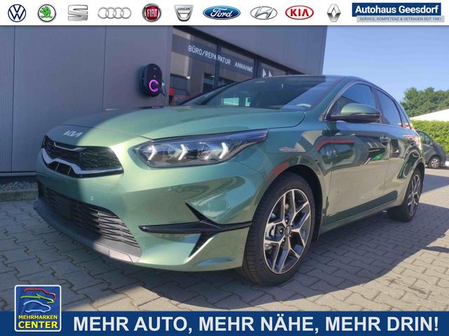 Gebrauchtfahrzeug Kia Ceed - Platinum AT LED Navi Shzg PDCv h Cam SD 17"