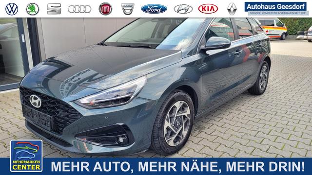 Lagerfahrzeug Hyundai i30 Kombi - Style Style LED Navi Shzg Lhzg PDC Kamera