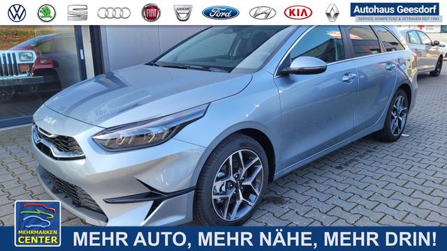 Lagerfahrzeug Kia Ceed Sportswagon - TOP SW AT Top VollLED Navi Shzg Cam 