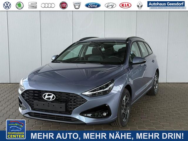 Lagerfahrzeug Hyundai i30 Kombi - Smart 1.5 GDI / Navi PDC V.&H   Kamera LED Tempomat Alu 16"