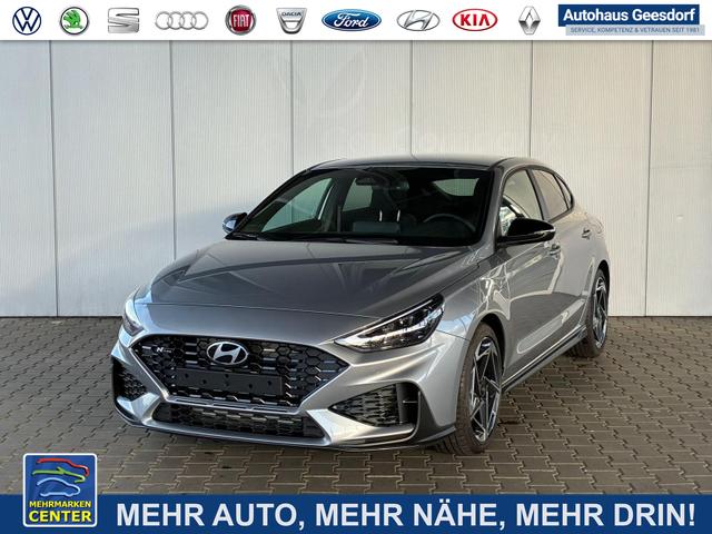 Lagerfahrzeug Hyundai i30 Fastback - N-Line 1.5 T-GDI 7-DCT / ACC Sitz   Lenkradheizung LED PDC V&H Kamera Alu 18"