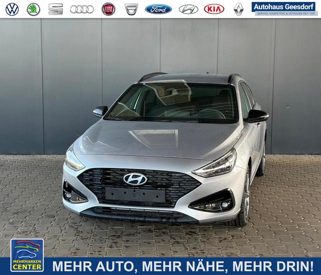 Lagerfahrzeug Hyundai i30 Kombi - Comfort Plus 1.0 TGDI DCT Navi/ Adaptiver Tempomat/ Totwinkel Assistent/ Alu 17"
