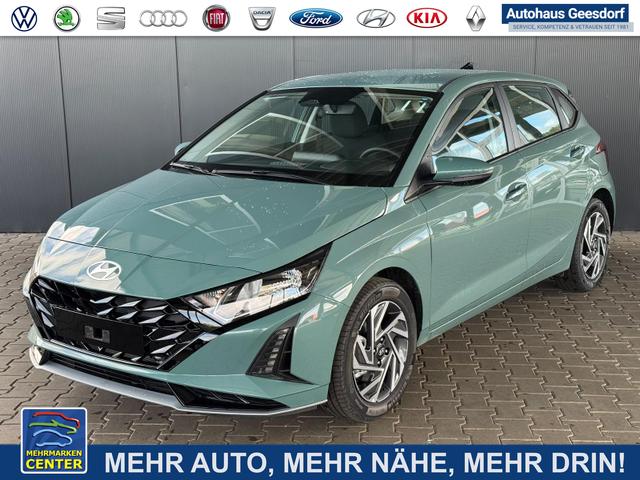 Lagerfahrzeug Hyundai i20 - Smart 1.0 T-GDi 90PS 7-DCT AT / Tempomat Navi PDC hinten Kamera Sitz   Lenkradheizung Alu 16''