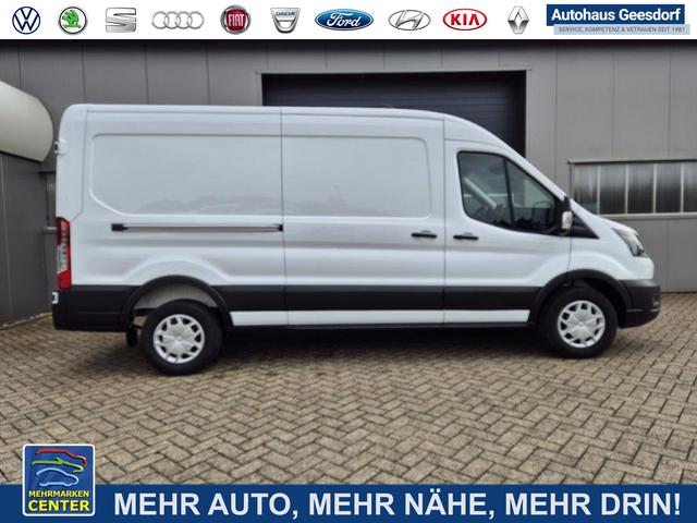 Lagerfahrzeug Ford Transit - L3H2 2.0 TDCi 130PS Trend 3,5t 3-Sitzer AHK Klima Navi Bluetooth DAB Frontscheibe beheizb. PDC v h Rückf.Kamera Tempomat