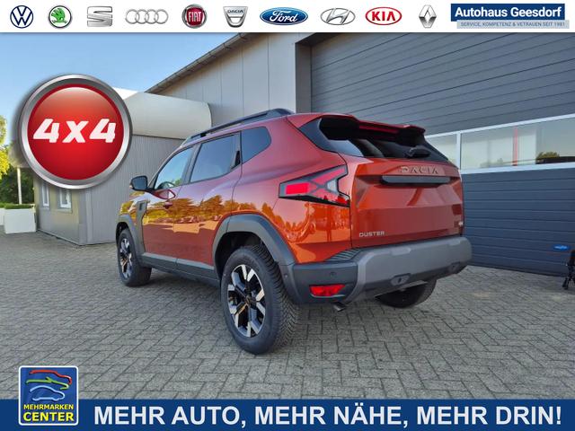 Lagerfahrzeug Dacia Duster - Extreme 4x4 130PS 1.2 TCe 4x Kamera Lenkradheizung Sitzheizung Klimaautomatik Teil-Leder Bluetooth Apple Carplay Android Auto PDC v h 2xKeyless 17-LM Ganzj.Reifen