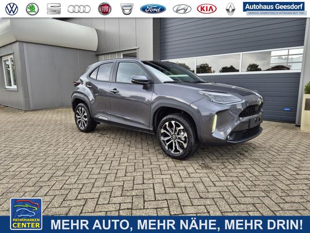 Lagerfahrzeug Toyota Yaris Cross - 1.5VVT-iE 130PS Automatik Teamplayer Klimaautomatik Sitzheizung Lenkradheizung PDC v h Rückf.Kamera 17-LM abged.Scheiben 2xKeyless DAB  Bluetooth Touchscreen Apple CarPlay Android Auto