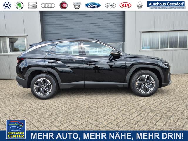 Lagerfahrzeug Hyundai TUCSON - 1.6 T-GDI 160PS Sitzheizung Lenkradheizung Klimaautomatik Navi 12,3"-Touchscreen DAB  wireless Apple CarPlay   Android Auto PDC v h Rückf.Kamera 2xKeyless 17-LM
