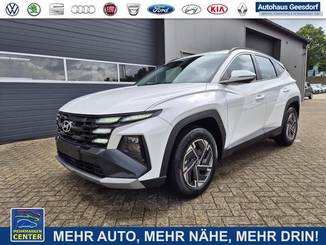 Lagerfahrzeug Hyundai TUCSON - 1.6 T-GDI 160PS Sitzheizung Lenkradheizung Klimaautomatik Navi 12,3"-Touchscreen DAB  wireless Apple CarPlay   Android Auto PDC v h Rückf.Kamera 2xKeyless 17-LM