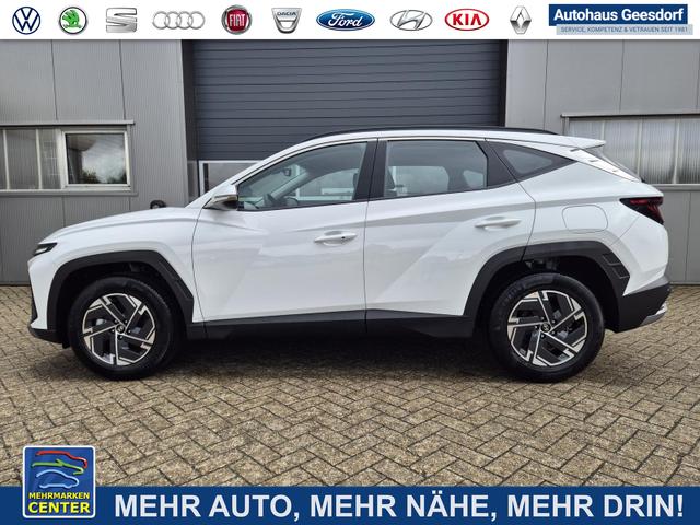 Lagerfahrzeug Hyundai TUCSON - 1.6 T-GDI 160PS Sitzheizung Lenkradheizung Klimaautomatik Navi 12,3"-Touchscreen DAB  wireless Apple CarPlay   Android Auto PDC v h Rückf.Kamera 2xKeyless 17-LM