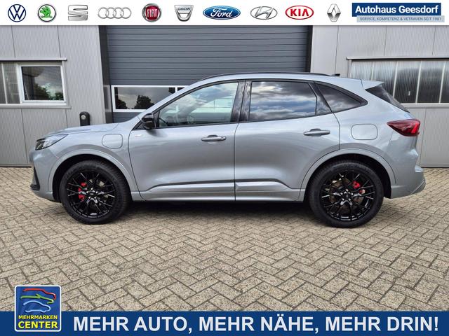 Lagerfahrzeug Ford Kuga - ST-Line X 243PS PHEV Automatik Black Package schwenkb. AHK Matrix-LED elektr. PanoDach Sitzheizung v h Lenkradheizung Frontscheibe beheizb. Navi SYNC4 Apple CarPlay Android Auto Touchscreen PDC 4xKamera 2xKeyless B O Sound 20"LM vollelektr. Reic
