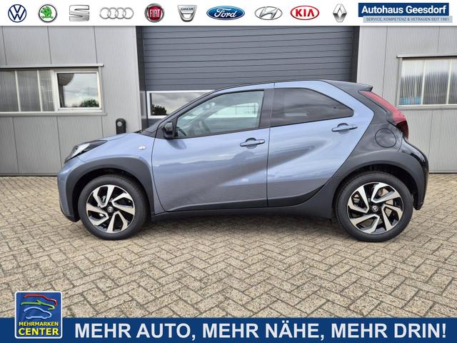 Lagerfahrzeug Toyota Aygo X - 1.0 VVT-i 72PS Teamplayer Sitzheizung AbstandsTempomat Multifunktionslenkrad Klima Radio Bluetooth Touchscreen Apple CarPlay   Android Auto 17-LM