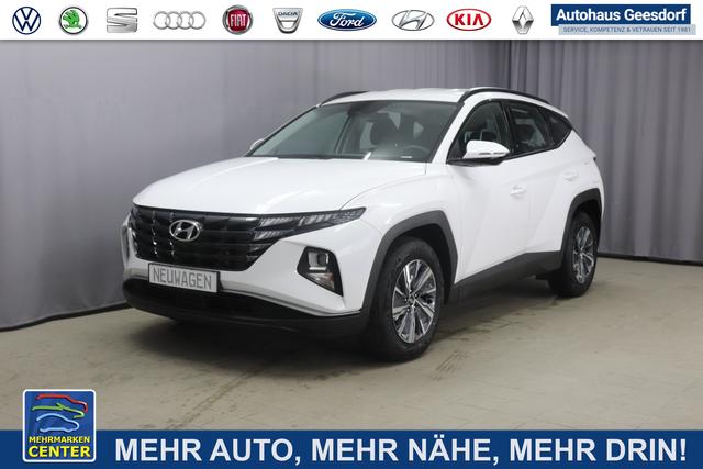 Lagerfahrzeug Hyundai TUCSON - Family 1.6 T-GDI 110kW, 2-Zonen Klimaautomatik, Sitzheizung, AppleCarPlay&Android Auto, Freisprecheinrichtung, Radio DAB, Verkehrszeichenerkennung, Rückfahrkamera, eCall Notrufsystem, 17 Zoll Leichtmetallfelgen, uvm.
