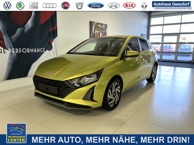 Lagerfahrzeug Hyundai i20 - Family 1.2i 58 kW (79 PS) Navigationssystem, Klimaautomatik, Sitzheizung, Lenkradheizung, Radio mit DAB, Apple CarPlay & Android Auto, Rückfahrkamera, Einparkhilfe hinten, Lichtsensor, Spurassistent, Fernlichtassistent, Verkehrszeichenassistent uvm.