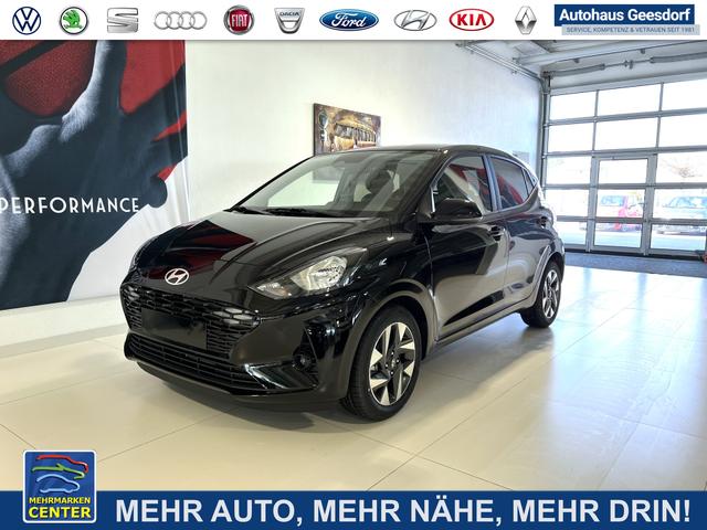 Lagerfahrzeug Hyundai i10 - GO  1.0 MT 46 kW (63 PS) 5 Jahre Herstellergarantie, Klimaautomatik, Navigationssystem, Apple CarPlay & Android Auto, Sitzheizung, Lenkradheizung, Einparkhilfe hinten, Rückfahrkamera, Privacy Glass, 15" Leichtmetallfelgen, uvm.