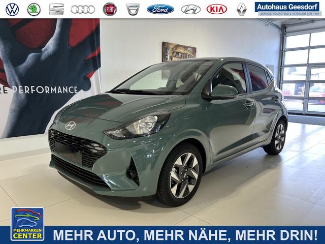 Lagerfahrzeug Hyundai i10 - GO  1.2 AMT 58 kW (79 PS) Klimaautomatik, Navigationssystem, Apple CarPlay & Android Auto, Sitzheizung, Lenkradheizung, Einparkhilfe hinten, Rückfahrkamera, Privacy Glass, 15" Leichtmetallfelgen, uvm.