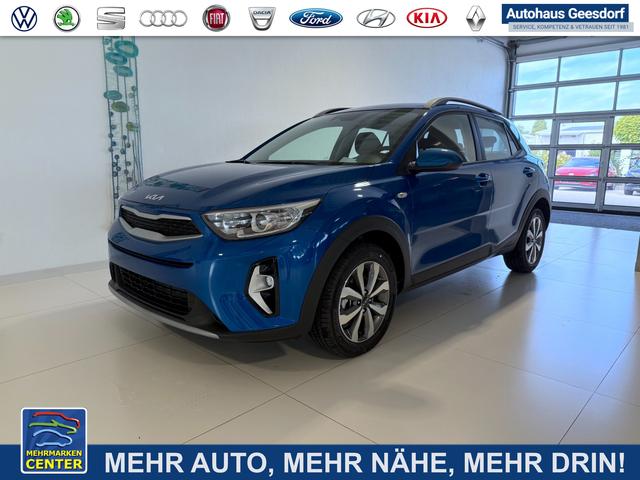 Lagerfahrzeug Kia Stonic - Spin 1.2 57 kW (79 PS) Klimaanlage, Sitzheizung, Lenkradheizung, Navigationssystem, Radio, DAB, Bluetooth, Freisprecheinrichtung, Apple CarPlay, Android Auto, Einparkhilfe hinten, Rückfahrkamera, 16 Zoll Leichtmetallfelgen, uvm.