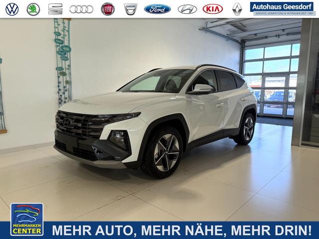 Lagerfahrzeug Hyundai TUCSON - GO  1.6 T-GDI 48V 2WD 117 kW (160 PS) 2-Zonen-Klimaautomatik, Android Auto, Apple CarPlay, Voll-LED Scheinwerfer, Keyless Go, Navigationssystem, Virtual Cockpit, 18 Zoll Leichtmetallfelgen, uvm.