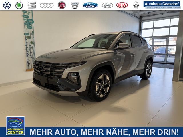 Lagerfahrzeug Hyundai TUCSON - GO  1.6 T-GDI 2WD DCT 110 kW (150 PS) 2-Zonen-Klimaautomatik, Sitzheizung, Lenkradheizung, Navigationssystem, DAB, Android Auto, Apple CarPlay, R&uuml;ckfahrkamera, Einparkhilfe vorne und hinten, 18 Zoll Leichtmetallfelgen, uvm.