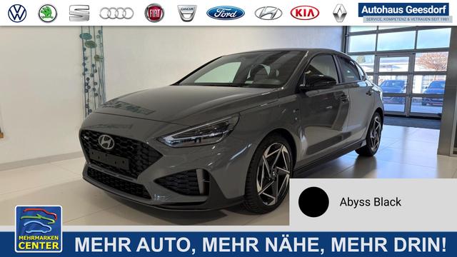 Lagerfahrzeug Hyundai i30 - N Line 1.5 T-GDI DCT 48V 103 kW (140 PS) Adaptiver Tempomat, Sitz-Paket, Lenkradheizung, Sitzheizung, 2-Zonen-Klimaautomatik, DAB, Apple CarPlay, Android Auto, Navigationssystem, Regensensor, 18 Zoll Leichtmetallfelgen, uvm.