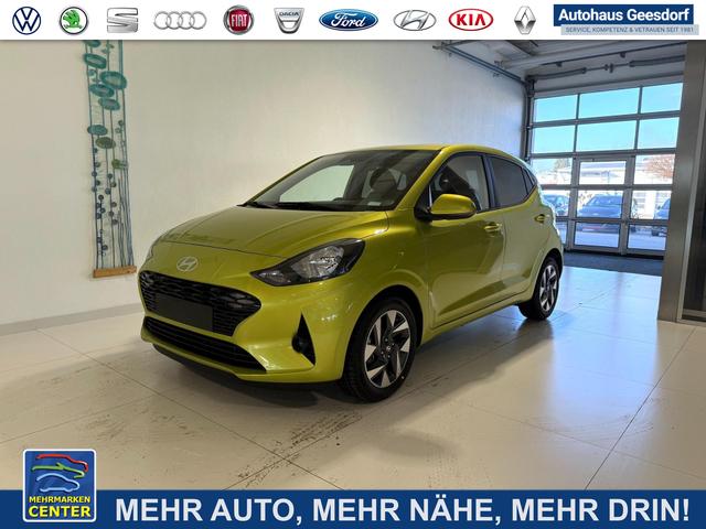 Lagerfahrzeug Hyundai i10 - GO  1.2 AMT 58 kW (79 PS) Klimaautomatik, Navigationssystem, Apple CarPlay & Android Auto, Sitzheizung, Lenkradheizung, Einparkhilfe hinten, R&uuml;ckfahrkamera, Privacy Glass, 15" Leichtmetallfelgen, uvm.