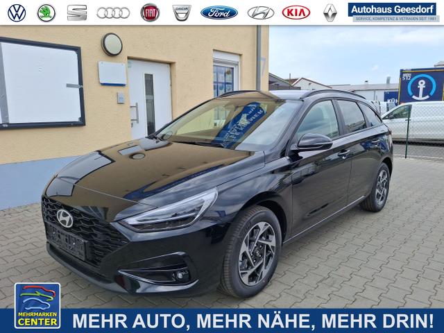 Lagerfahrzeug Hyundai i30 - Family Facelift Navi Kamera SHZ Tempomat PDC v h