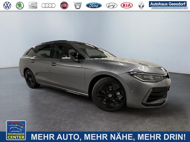 Lagerfahrzeug Volkswagen Passat Variant - R-Line 2.0 TDI SCR 4Motion 193PS/142kW DSG7 2026  PANO AHK 360 BLACK-STYLE