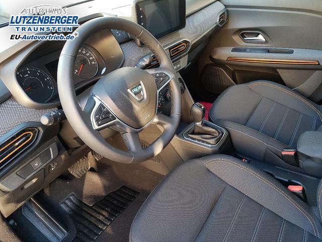 Dacia Sandero Stepway X-Tronic Automatik Innenraum Fahrersitz höhenverstellbar mit Armlehne