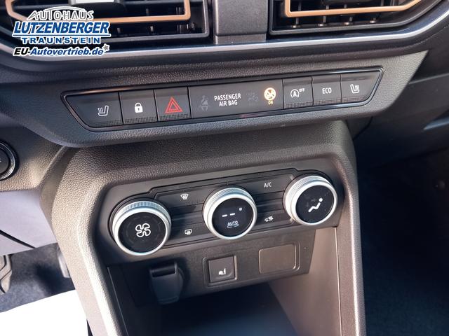 Dacia Jogger Extreme 7 Sitzer Zeder grün